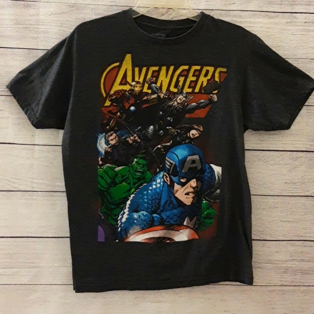 Marvel Avengers Assemble Distressed Graphic Tee, Heathered Charcoal Gray, M
